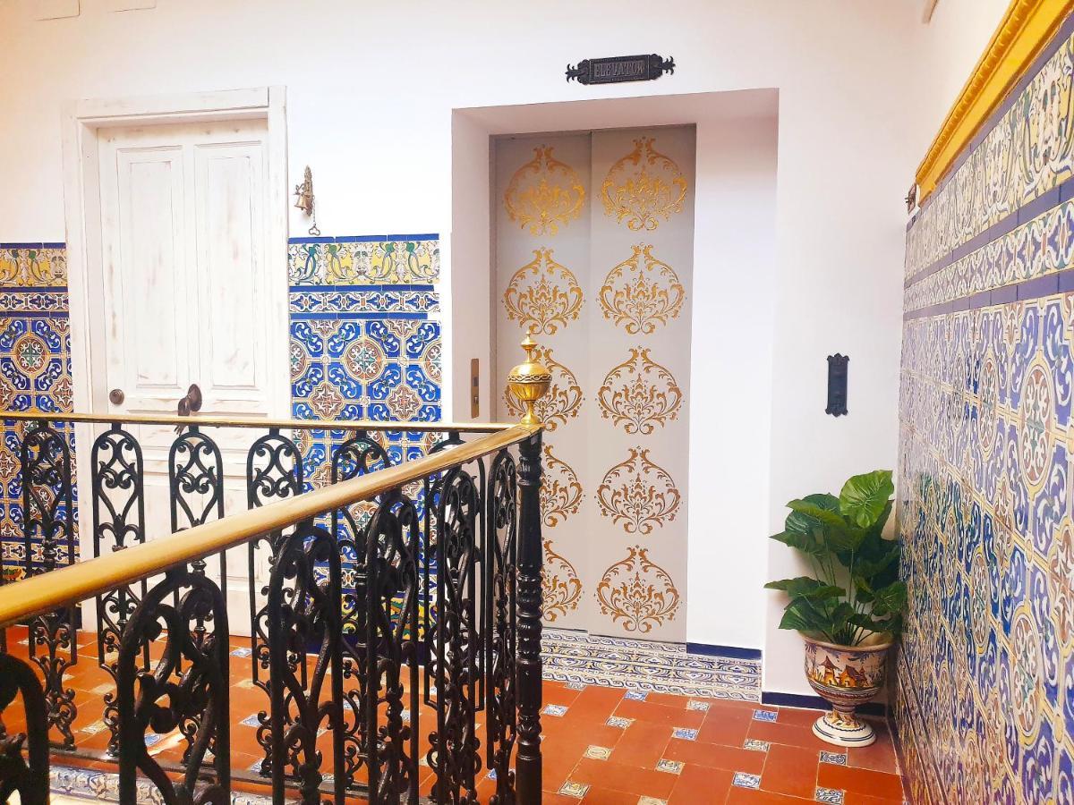Palace House Hercules - Apartments 塞维利亚 外观 照片
